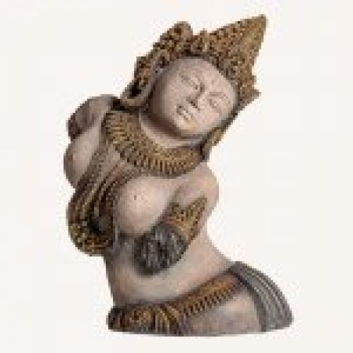 Busto balinesa